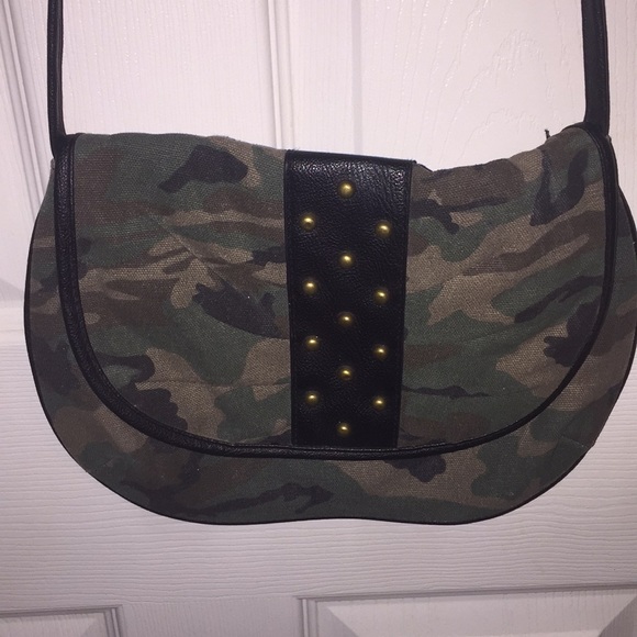Handbags - Camo Crossbody